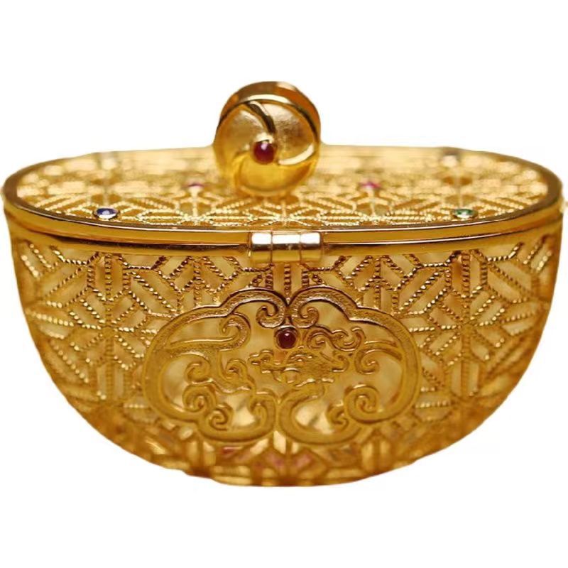 Novel And Exquisite Design Hollow-out Inlaid Treasure Box Pendant Ancient Silk Gold Pendant Spice Women